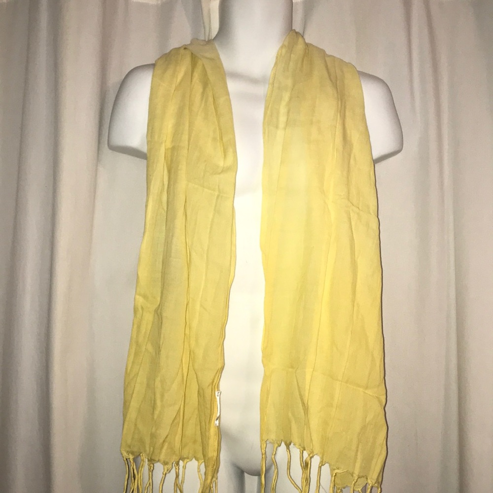 Yellow scarf